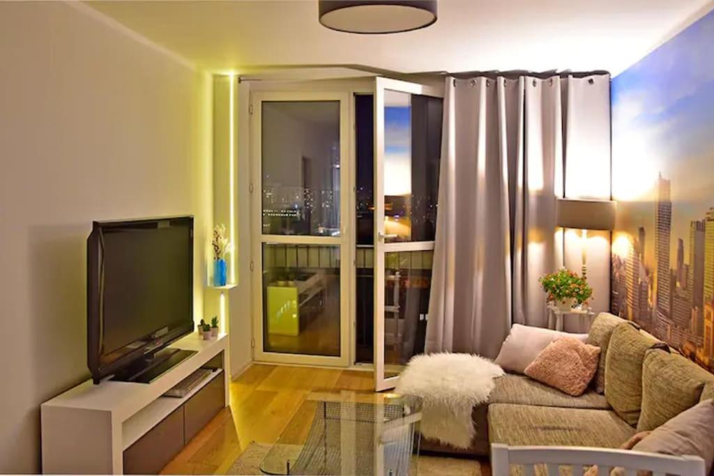 City Center-Comfortable And Stylish Apartment- P2 Varşova Dış mekan fotoğraf